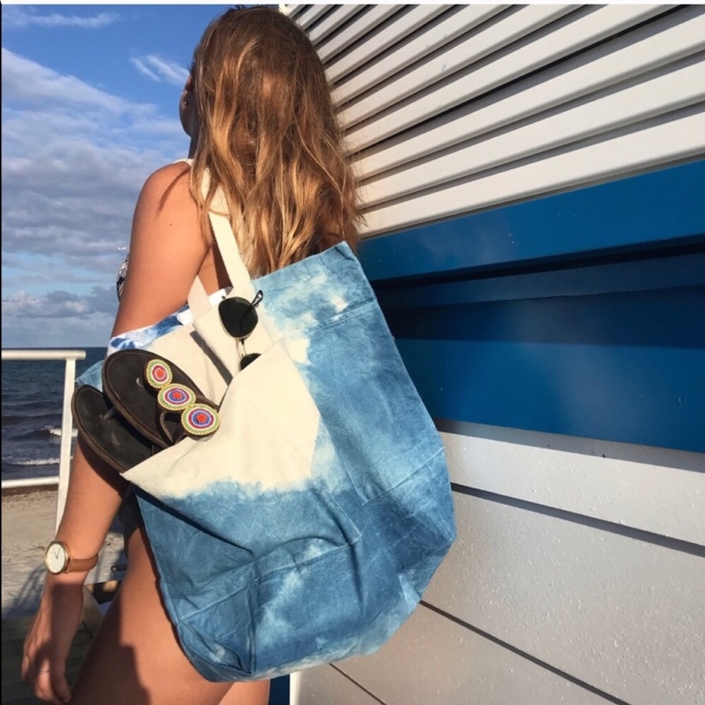 ‼️SOLD‼️ Shibori hand dyed in Big Canvas Tote - Picture 6 of 7
